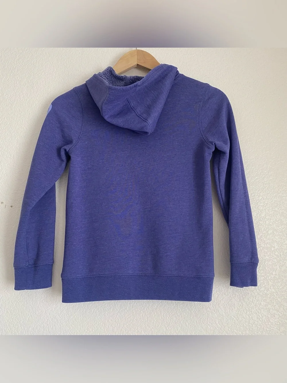 Carhartt purple pullover hoodie, youth M